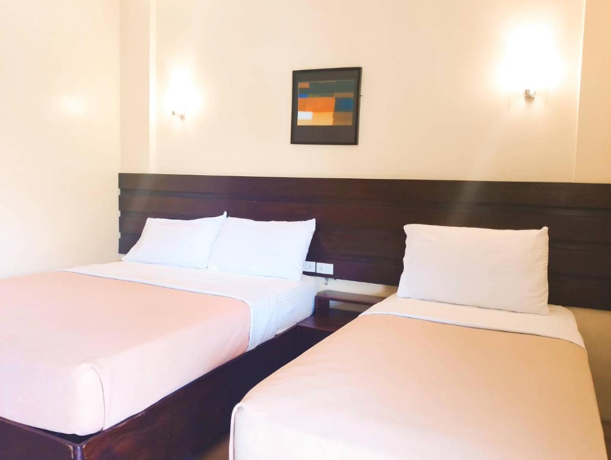 Marzon Hotel Kalibo Bagian luar foto