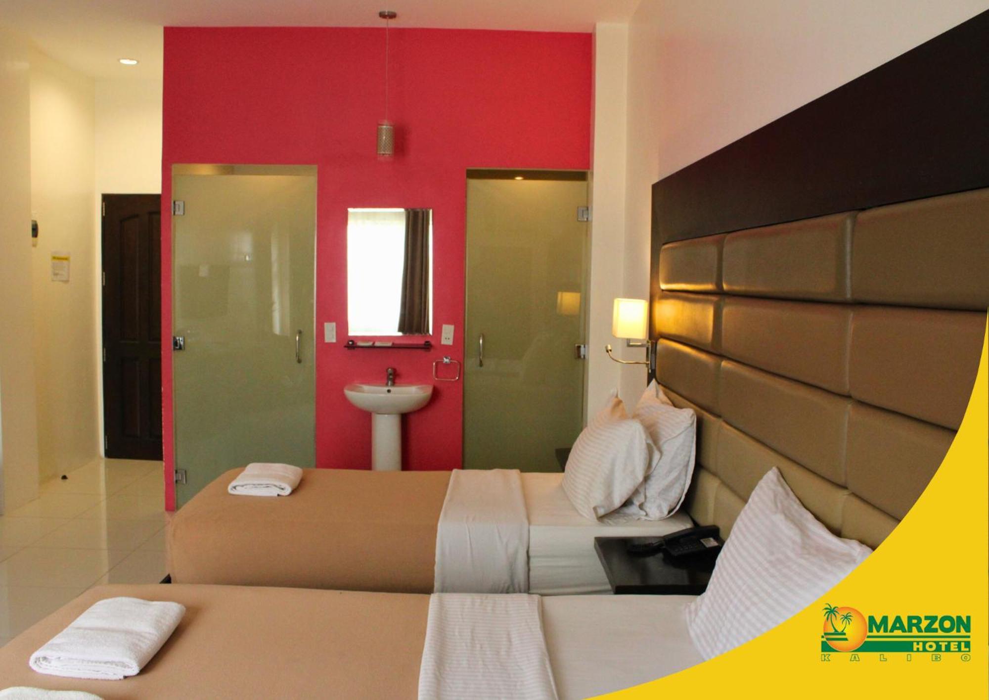 Marzon Hotel Kalibo Bagian luar foto